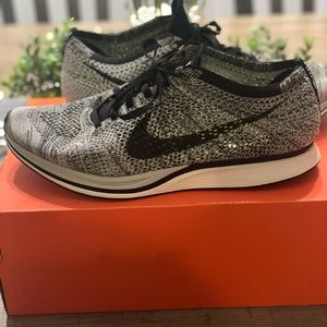 Nike Flyknit Racer Men’s 11.5 (Good Condition)